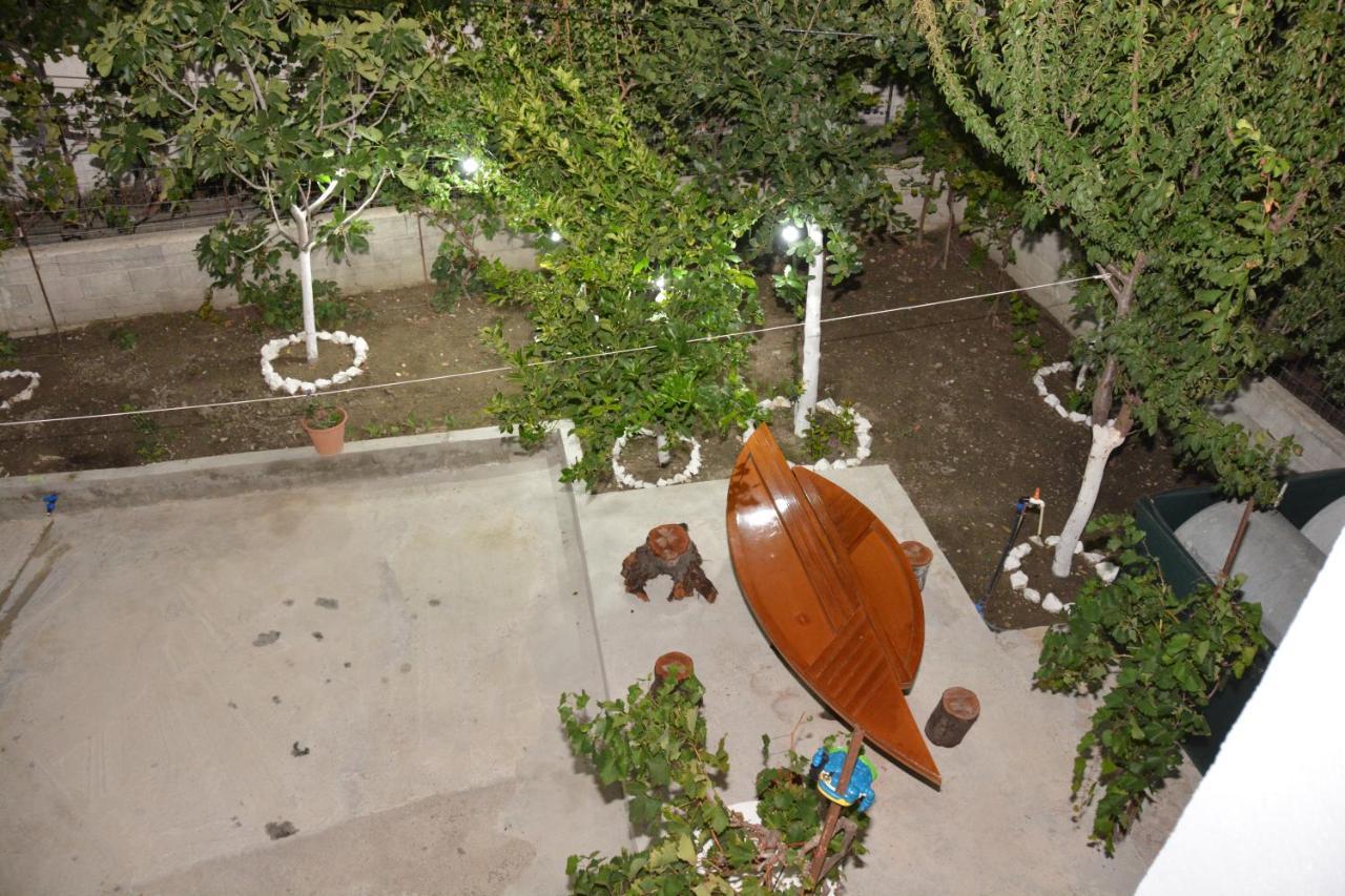 Mico'S Apartments Vlore Luaran gambar